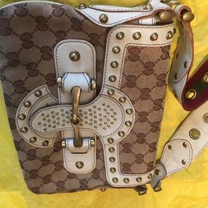 ❤️Taking offers❤️yes it’s authentic❤️